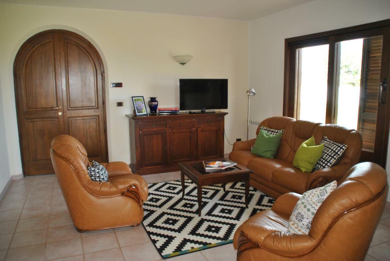 Casa Sa Serra Lotzorai Buitenkant foto