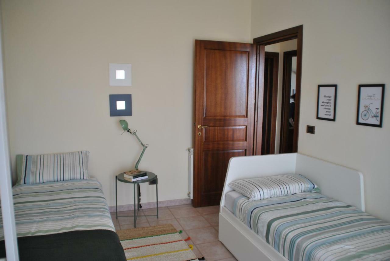 Casa Sa Serra Lotzorai Buitenkant foto